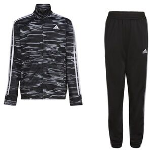 NWOT Adidas Tracksuit Boys Size 14/16 - L